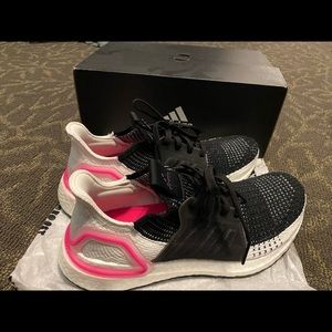 Adidas UlLTRABOOST 19